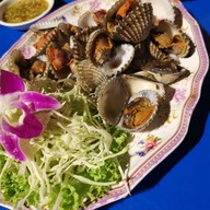 เรือริมธาร