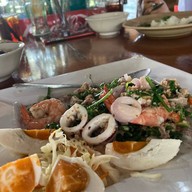 เมนูของร้าน ร้านอาหารใต้บ้านเรา