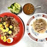 ข้าวมันไก่เจ๊ตา