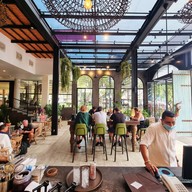 Hern Coffee and Bistro