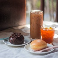 โดนัทวนิษศา สาขา บิ๊กซีดอนจั่น