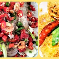 ยำวุ้นเส้นโบราณพริกซอย  เจ้เล็ก สาขาใหญ่(ฟ้าคราม)