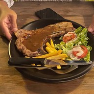 CHICK KA BEEF บ่อปลาวัดโยธิน
