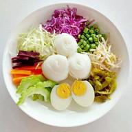 ครูหน่อยขนมจีนน้ำยากะทิสูตรโบราณ