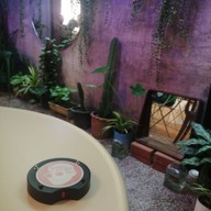 บรรยากาศ Must Cha Cafe