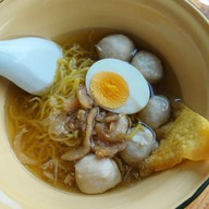 เมนูของร้าน เตี๋ยวต้มยำตำลึงหรอยแสบวาน