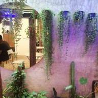 บรรยากาศ Must Cha Cafe