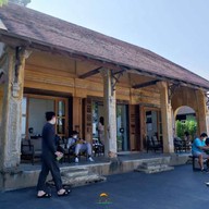 หน้าร้าน 76A The Club