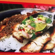 ร้านเจ้หัสข้าวมันไก่ ประตูน้ำ