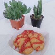 อดัม ไมโลดิบ นมสดปั่น ขนมปังปิ้ง ซอยเนินพลับหวาน