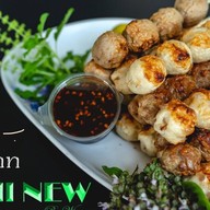 ลูกชิ้นย่าง หน้าเซเว่นพานทอง