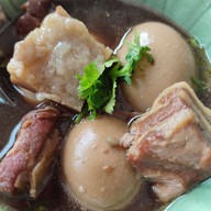 พิ้งค์ อาหารปักษ์ใต้