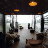 บรรยากาศ The Mak Trat