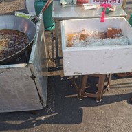 เมนูของร้าน ร้านทอดมันมหาเฮง (ตลาดหน้าองค์การโทรศัพท์)