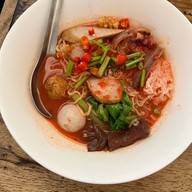 ก๋วยเตี๋ยวซาบซ่า หนองจอก