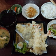 เมนูของร้าน Thai Hei Restaurant