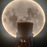 SVNLOWBAR SPECIALTY COFFEE & MATCHA THARUA