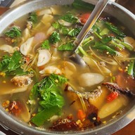 ร้านปักหลัก จันทบุรี