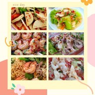 กระเพราล้นกล่อง 55 บาท วัดบางเลนเจริญ  บางใหญ่