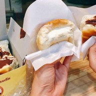 ขนมปังเจ้าอร่อยเด็ดเยาวราช เอ็มควอเทียร์