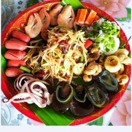 ส้มตำหนองคาย By Madame Pink สันป่าตอง