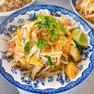 ก๋วยเตี๋ยวหมูต้มยำ ผัดไทย (ยี่แส)