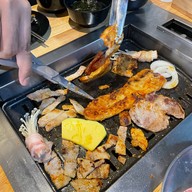 Handonga Korean BBQ สะพานควาย