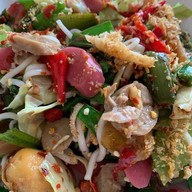 ตำเส้น ตลาดพรเพรช