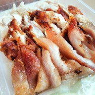 เมนูของร้าน ป้าเล็กข้าวมันไก่ ท่าดินแดง