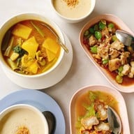 เมนูของร้าน ร้านแกงส้ม