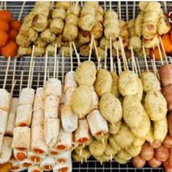 ตำเลย ส้มตำ ลูกชิ้นทอด หม่าล่า อาหารอีสาน ท่ารั้ว