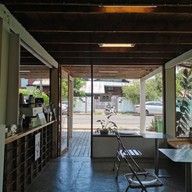 บรรยากาศ Nap's Coffee X Warin -