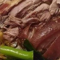 นายอู๊ดข้าวขาหมูและบะหมี่หมูแดง ก๊วยเตียวต้มยำ แสนสบาย พระราม4