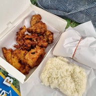 เมนูของร้าน ไก่ทอด-หมูทอดพริกกระเจียว (การันตีความอร่อย จากช่องดัง!) แจ้งวัฒนะ14