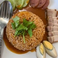 เจ๊หลี เกาเหลาเลือดหมู ข้าวขาหมู