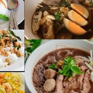 หม่ามี๊ชาบู เนินพยอม