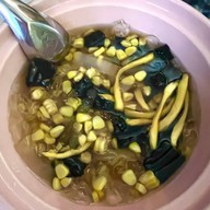 เมนูของร้าน ร้านขนมส้มจ๋า ขนมหวานเจริญกรุง ลอดช่องวัดเจษ เฉาก๊วย ขนมเปี๊ยะถั่วไข่เค็ม ตลาดเสรี2