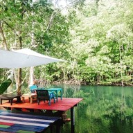 Gumm Lonely Club Rooms & Cafe