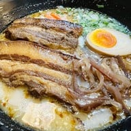 Hadoumen สุพรีม