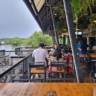 บ้านโกเล็ก