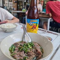 สุน เจ้าเก่า ชลบุรี