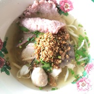 เมนูของร้าน ก๋วยเตี๋ยวป้าสมจิตร