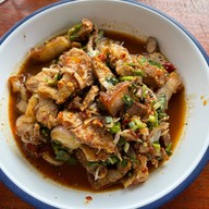 ตาดำ ตำแหลก