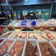 เล็กหมูกะทะ สุกี้