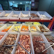 เล็กหมูกะทะ สุกี้