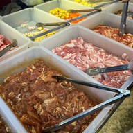 เล็กหมูกะทะ สุกี้