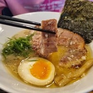 เมนูของร้าน Tonchin Ramen เมอร์คิวรี่ วิลล์