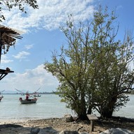 Bay Camp Cafe วนอุทยานเขาตาม่องลาย