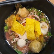 เมนูของร้าน ก๋วยเตี๋ยวลีลา