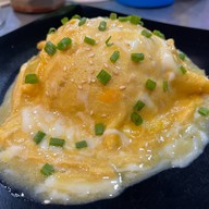 EAT @The Vita Plus (โครงการเดอะวีต้าพลัส)